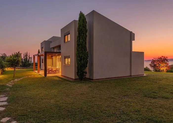 Idyle - Beachfront Vila